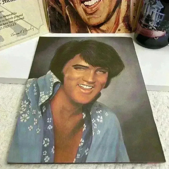 Boxcar Enterprises ELVIS Presley Concert‎ Photo Album 1977 Certificate & book - Picture 7 of 8